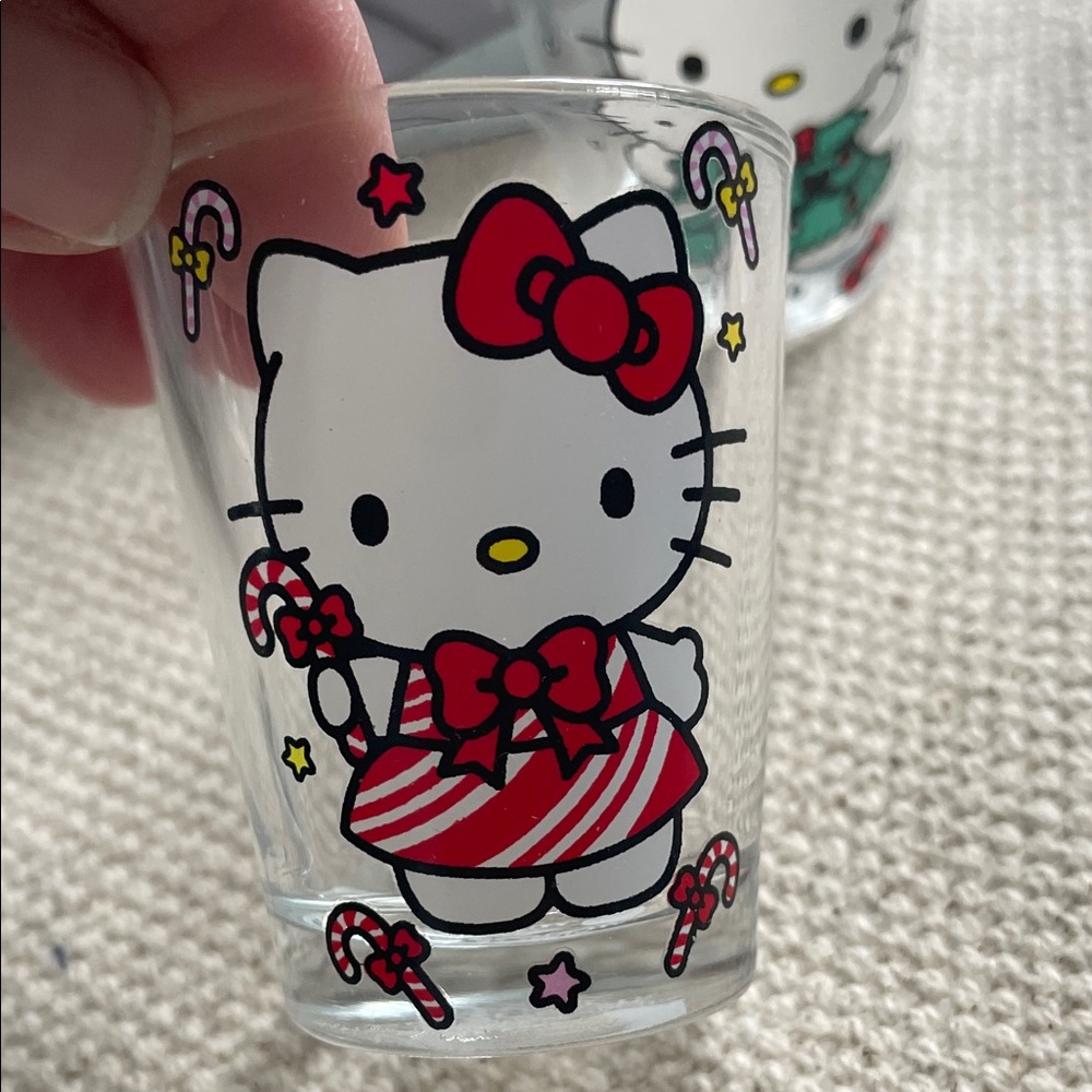 Hello Kitty Festive Shot Glass Collection - Red, Green, White - Picture 4 of 5